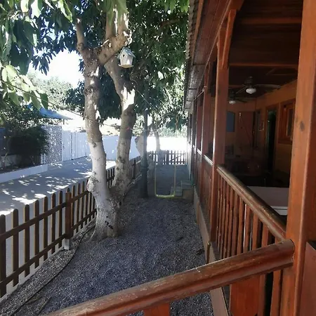 Con Piscina En Privado Cerca De La Playa De Torre Del Mar Ideal Familias Holiday home *