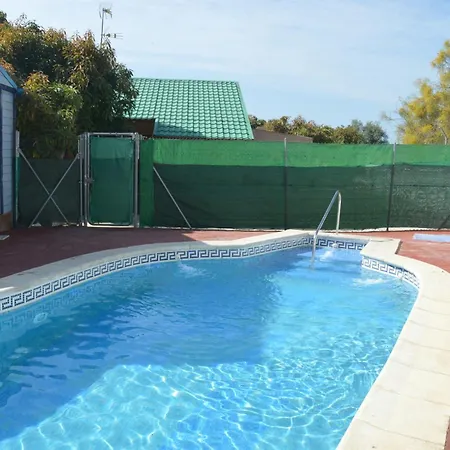 Con Piscina En Privado Cerca De La Playa De Torre Del Mar Ideal Familias Holiday home *